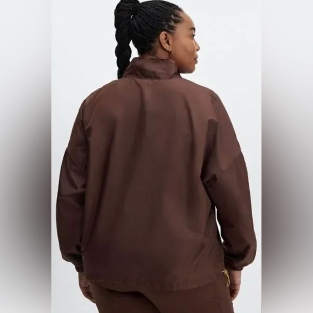 NWT Fabletics Shawn Cropped Half-Zip Brown Jacket Sz M - Picture 2 of 16